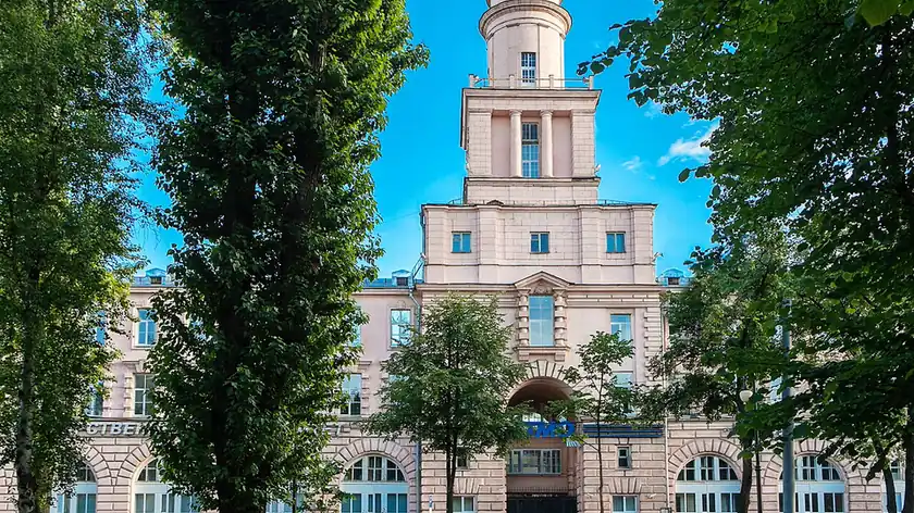 ITMO Üniversitesi kampüs görünümü
